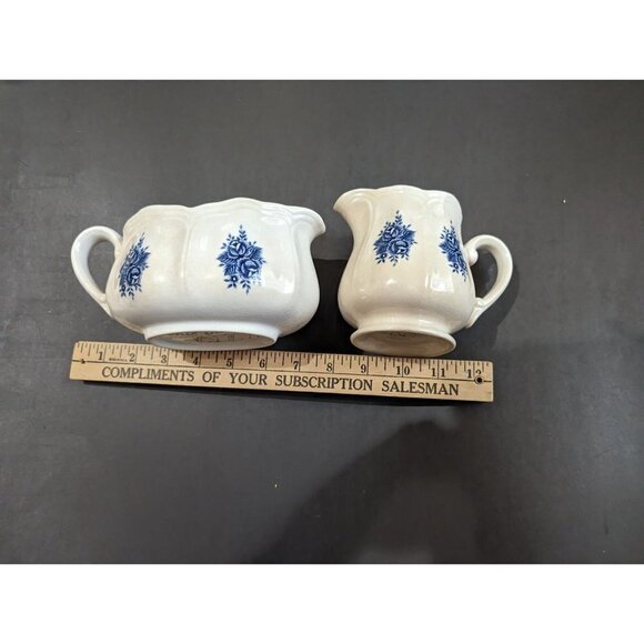 SEARS Mayhill creamer and gravy boat Federalist, Blue Flowers, 9 1/4 i - Picture 9 of 9